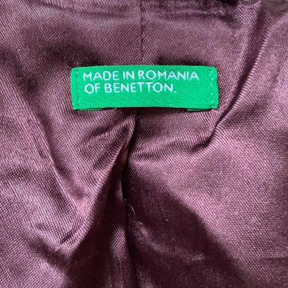 Coat - Picture 2 of 2